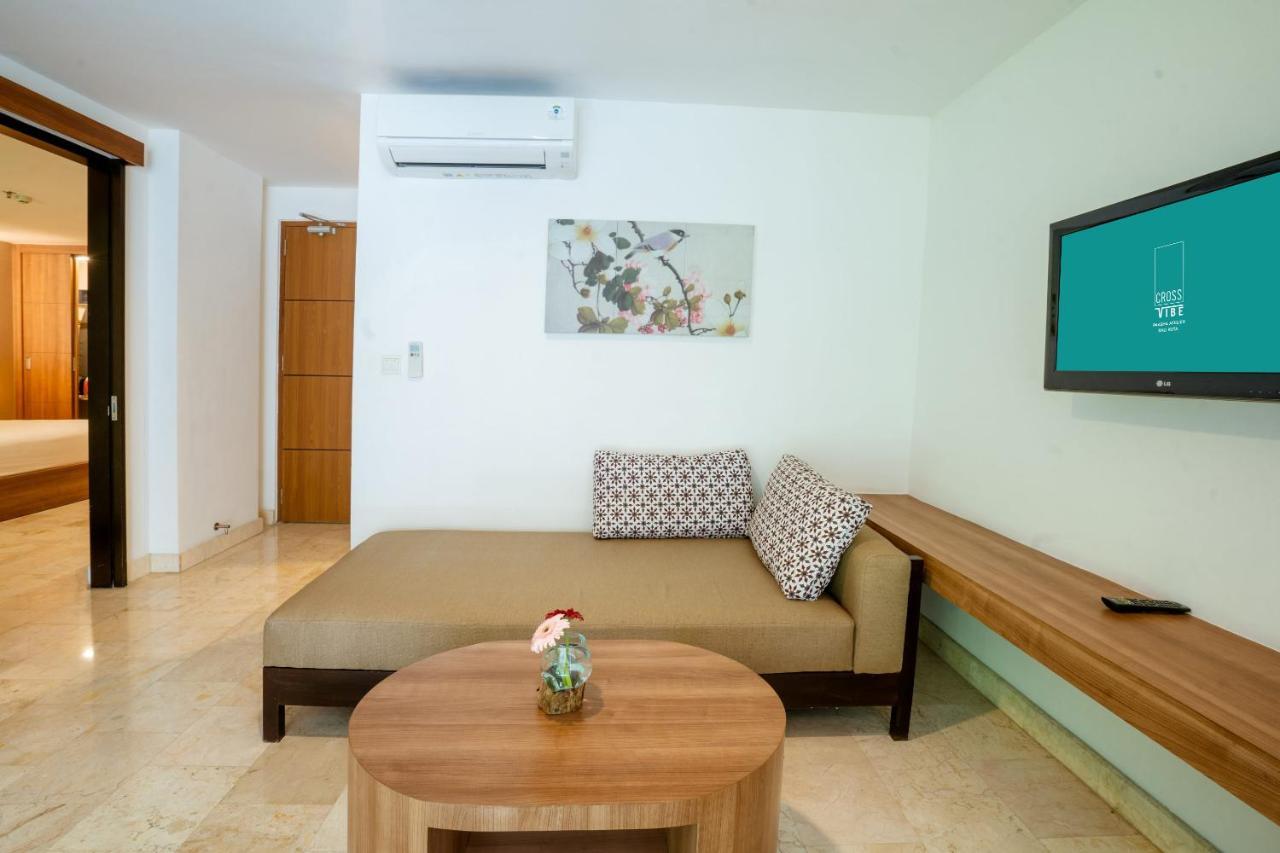 Hotel Park Regis Kuta à Kuta Lombok Extérieur photo