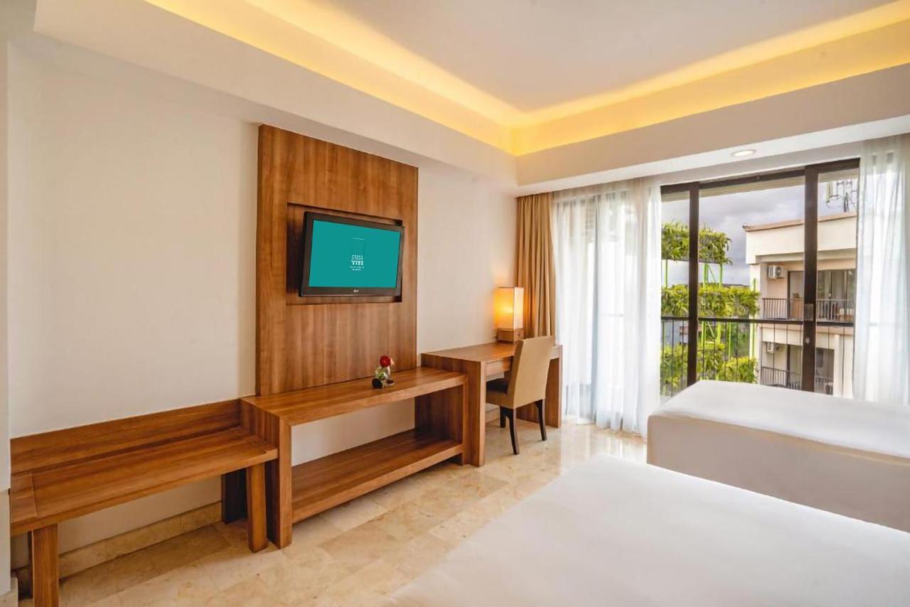 Hotel Park Regis Kuta à Kuta Lombok Extérieur photo