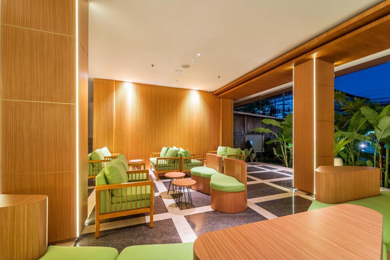 Hotel Park Regis Kuta à Kuta Lombok Extérieur photo