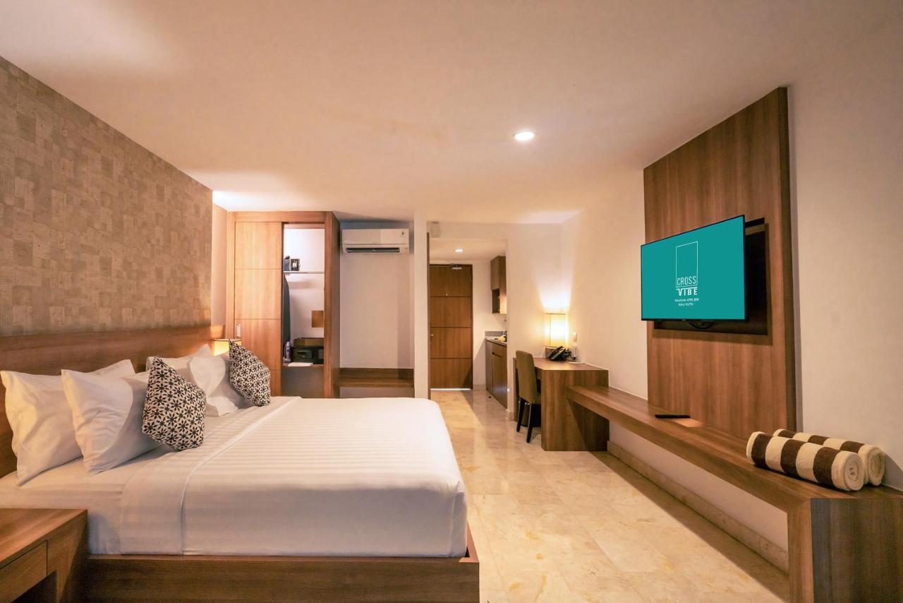 Hotel Park Regis Kuta à Kuta Lombok Extérieur photo