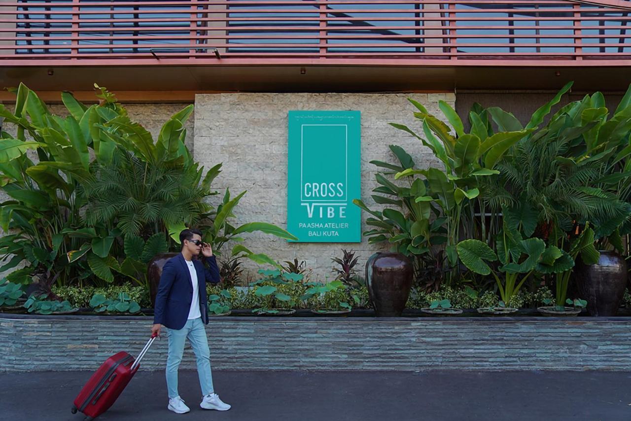 Hotel Park Regis Kuta à Kuta Lombok Extérieur photo
