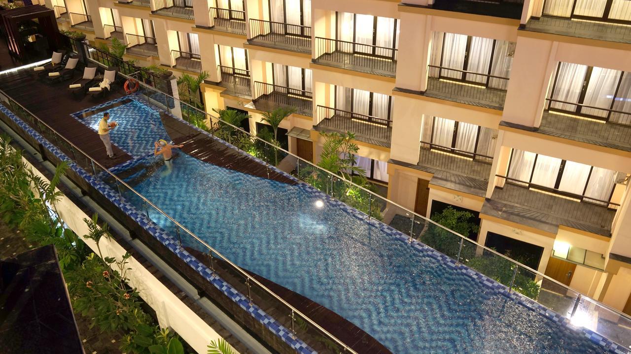 Hotel Park Regis Kuta à Kuta Lombok Extérieur photo